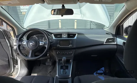 2018 Nissan Sentra S z USA, uszkodzony, nr VIN 3N1AB7AP3JY210198